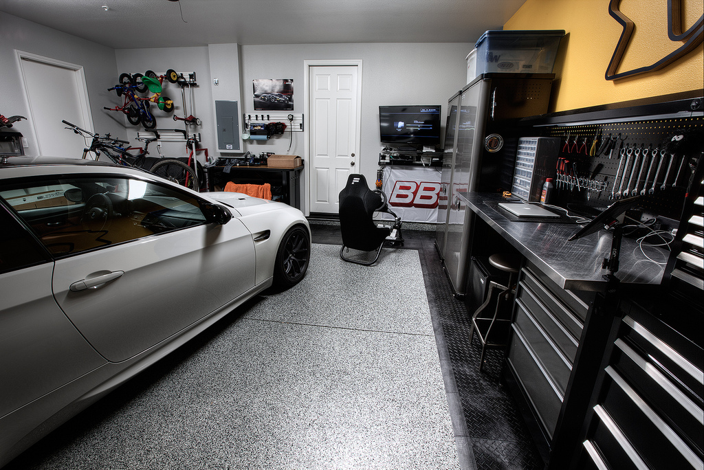 Nice garage setup! |